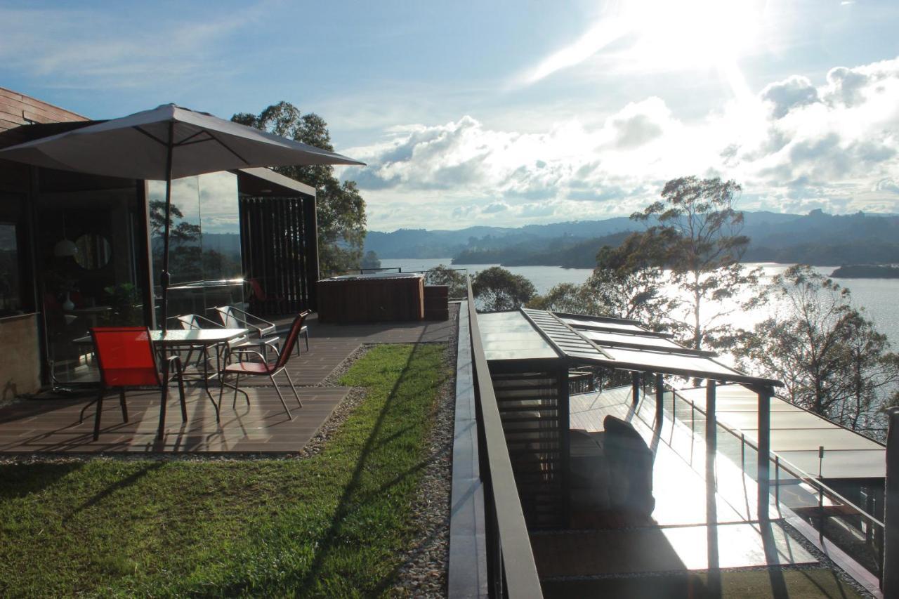 Luxe Cabanas Guatape Exterior photo